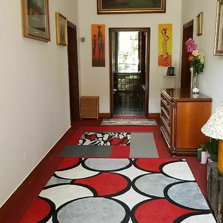 Alojamento de Acomodação e Pequeno-almoço Venice Garden 5*