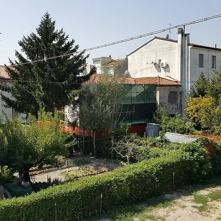 Venice Garden