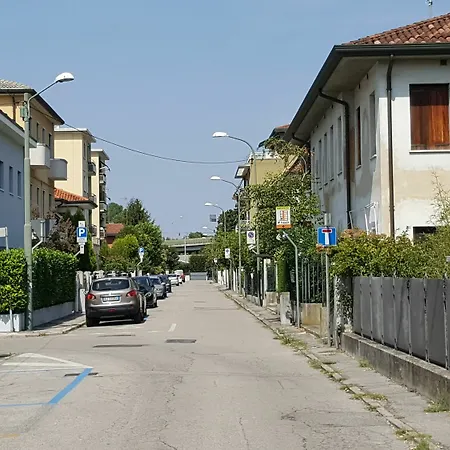 Venice Garden Bed and Breakfast